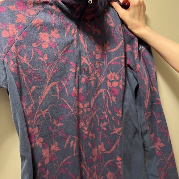 Columbia Pull Over - Picture 1 of 10